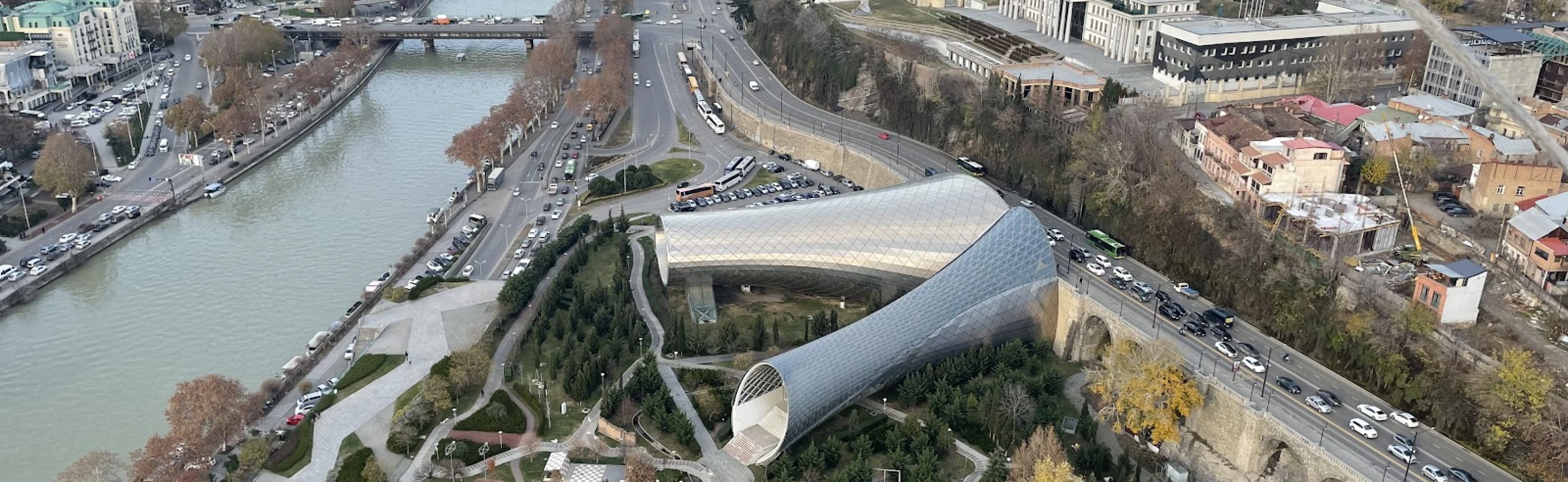 SUV rental from Tbilisi Liberty Square for mountain road trip to Kazbegi